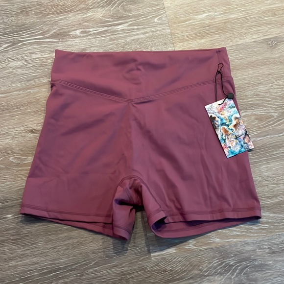 Balance Athletica Pants - Balance Athletica Cloud Short - Tourmaline